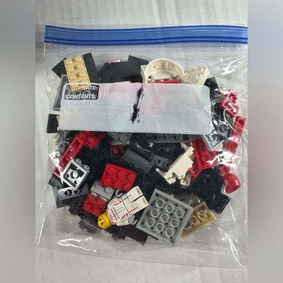 LEGO Speed Champions Nissan GT-R NISMO 76896 Complete w/ Minifig, Instruct, Box - Picture 4 of 7